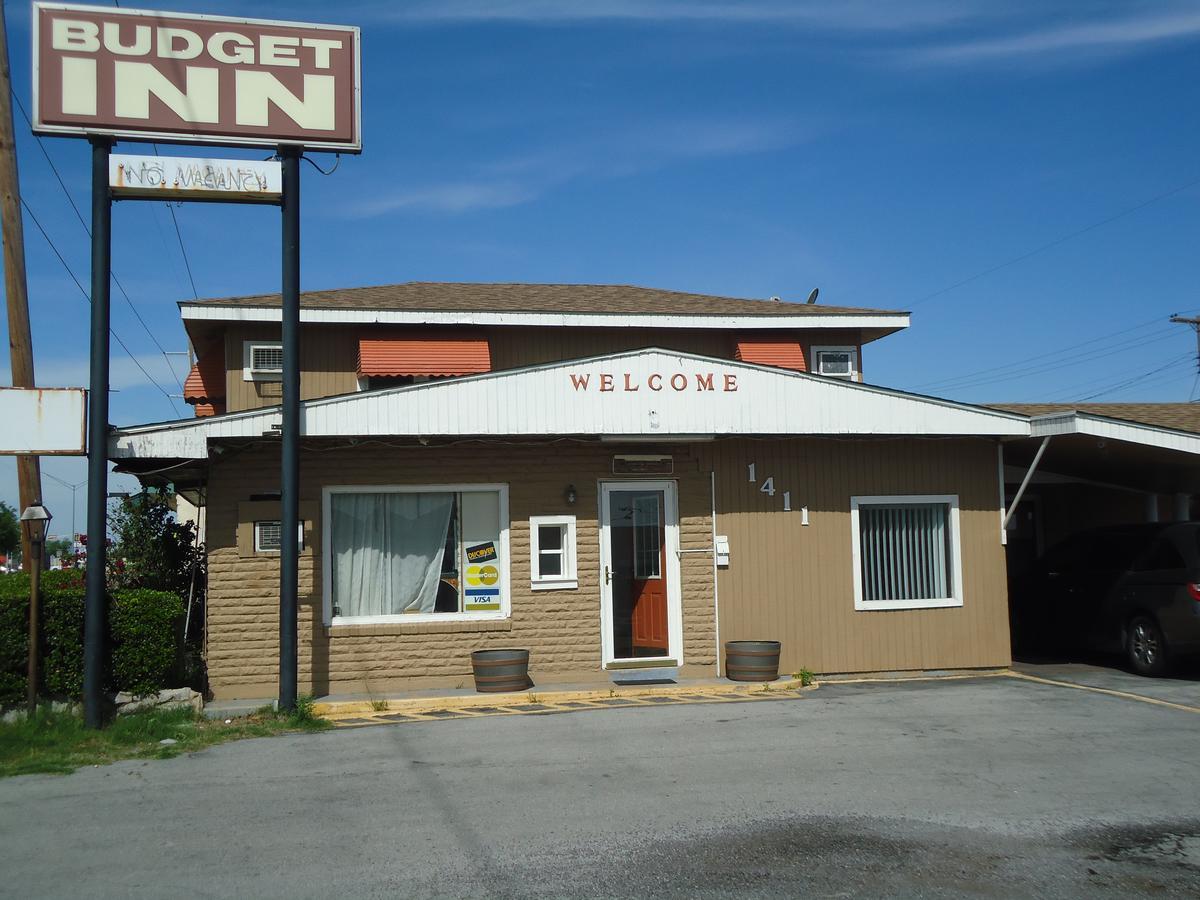 Budget Inn לאוטון מראה חיצוני תמונה